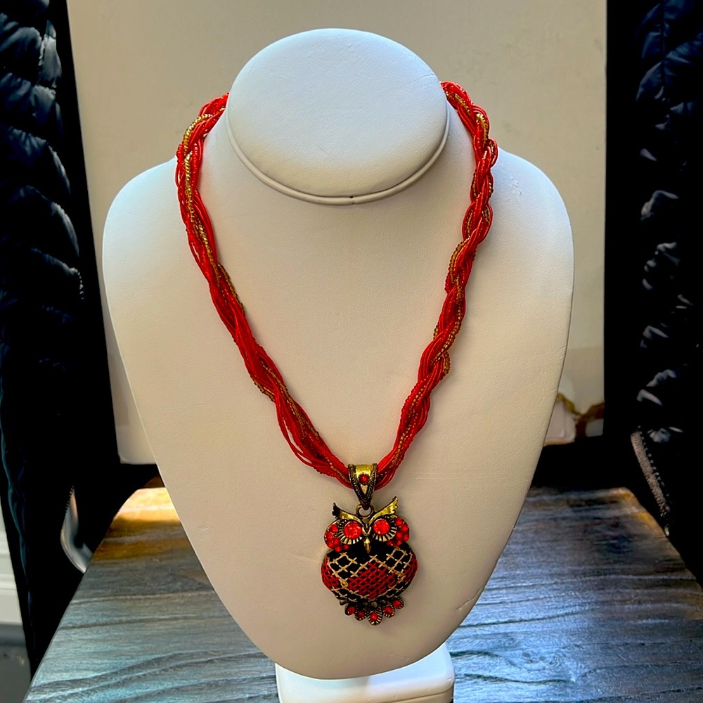 New Owel necklace , necklace made with beads & silky rope aprox 20” w/extension